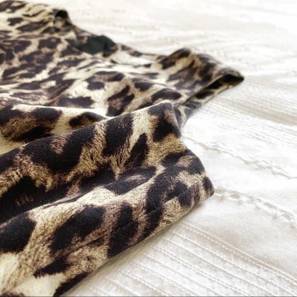 Karen MILLEN LEOPARD PRINT FIT & FLARE SLEEVELESS MIDI DRESS - 6 - Picture 7 of 9